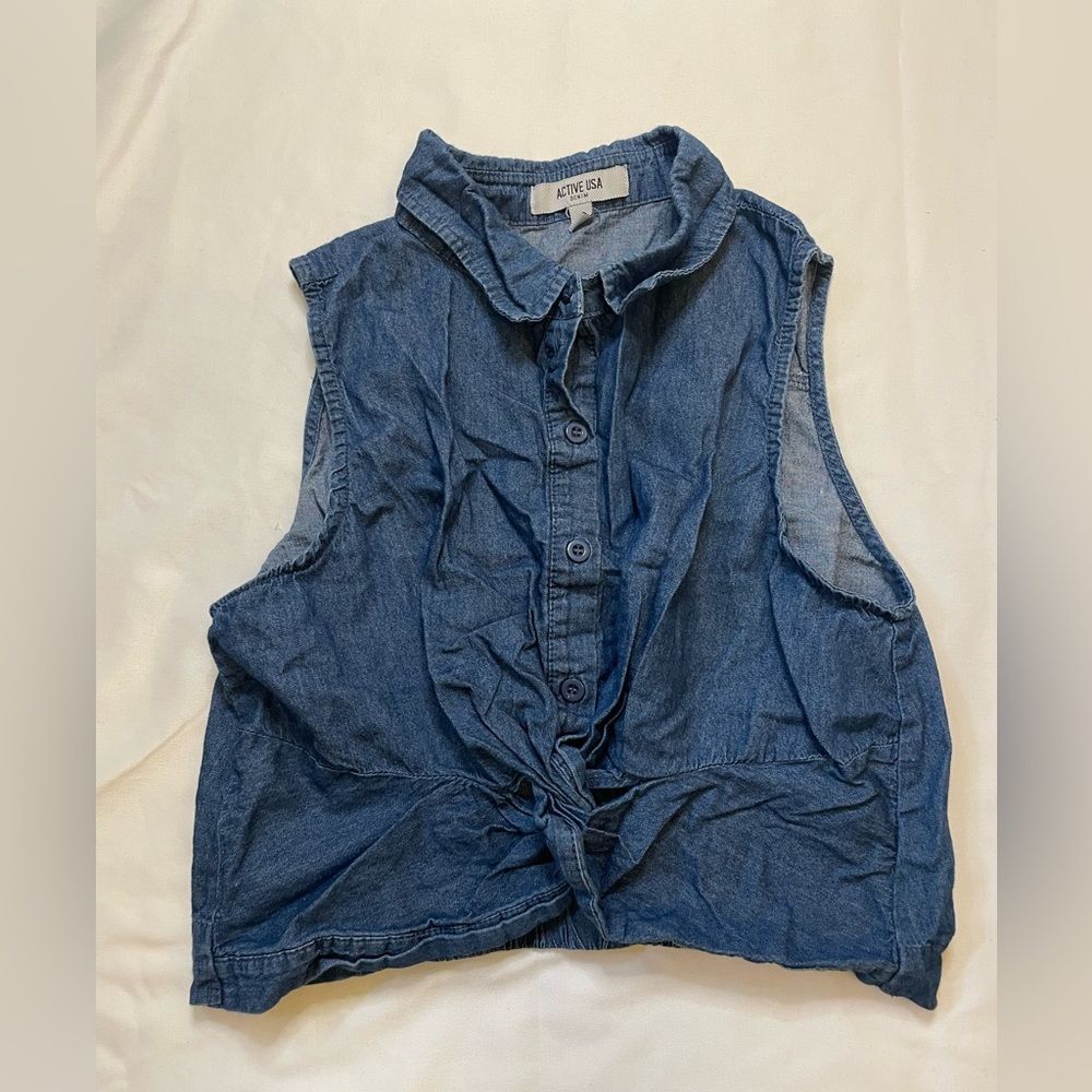 Active USA Denim size small blue button down tank top